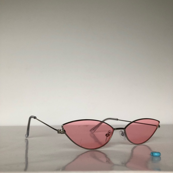 Half Frame Half Rimless Sunglasses - Picture 5 of 5